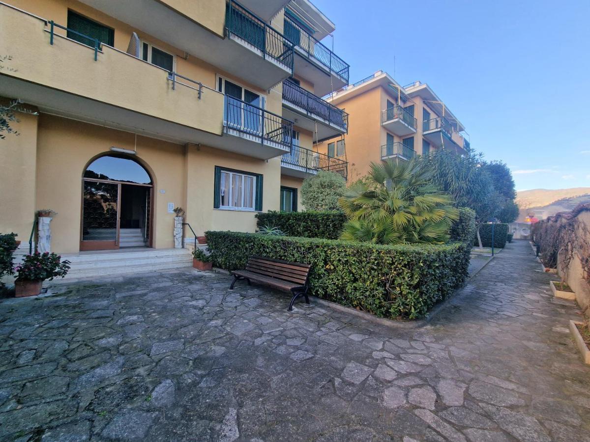 皮特拉利古650 Metri Dal Mare - Wifi - Terrazzo - Piscina - A/C公寓 外观 照片